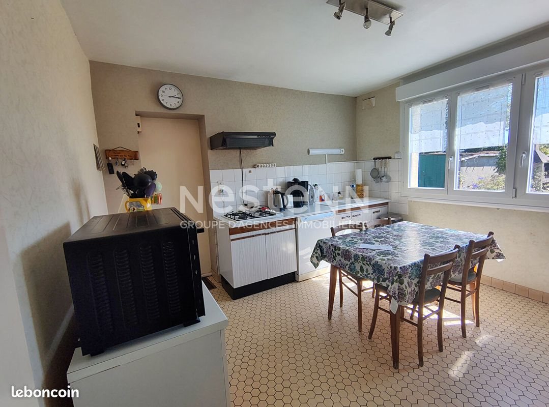 Maison à vendre, 97m², Pluherlin