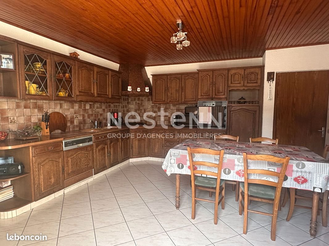 Maison à vendre, 139m², Limerzel