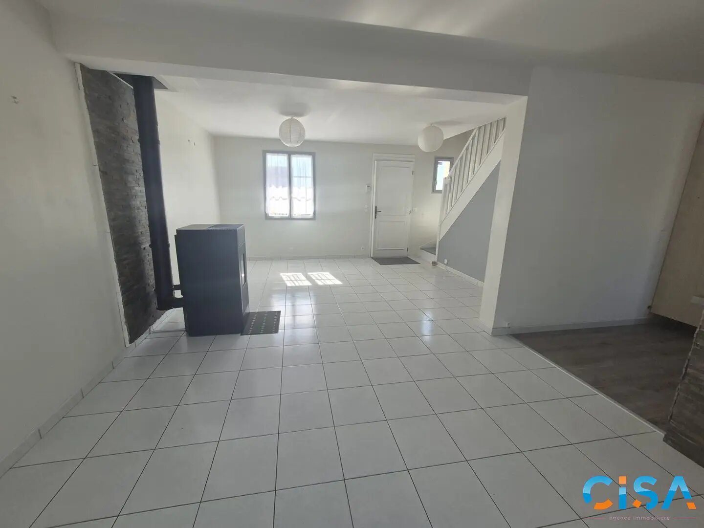 Maison à louer, 80m², Fleurines