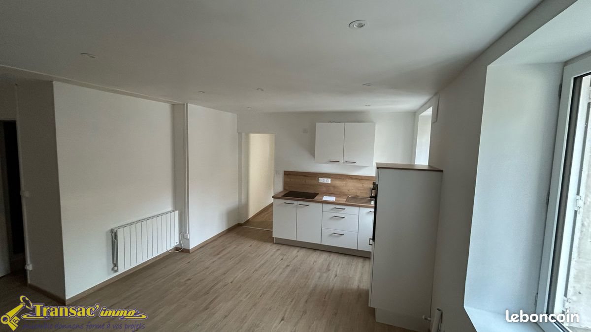 Appartement à louer, 77m², Châteldon