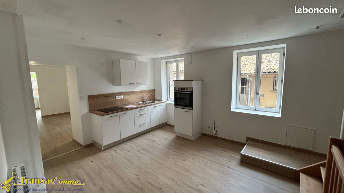 Appartement à louer, 77m², Châteldon