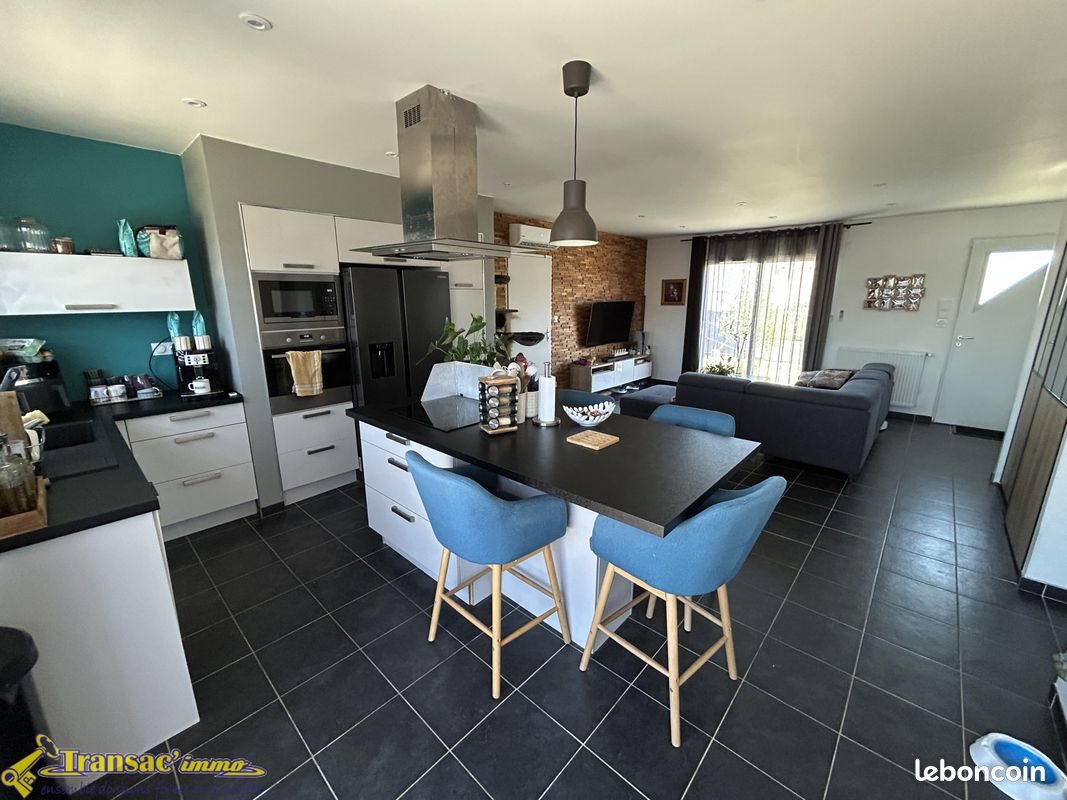 Maison à vendre, 82m², Puy-Guillaume