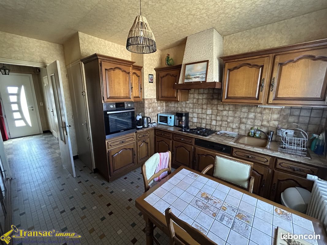 Maison à vendre, 100m², Puy-Guillaume