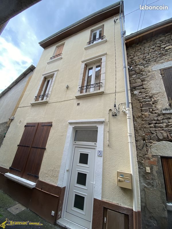 Maison à louer, 76m², Courpière