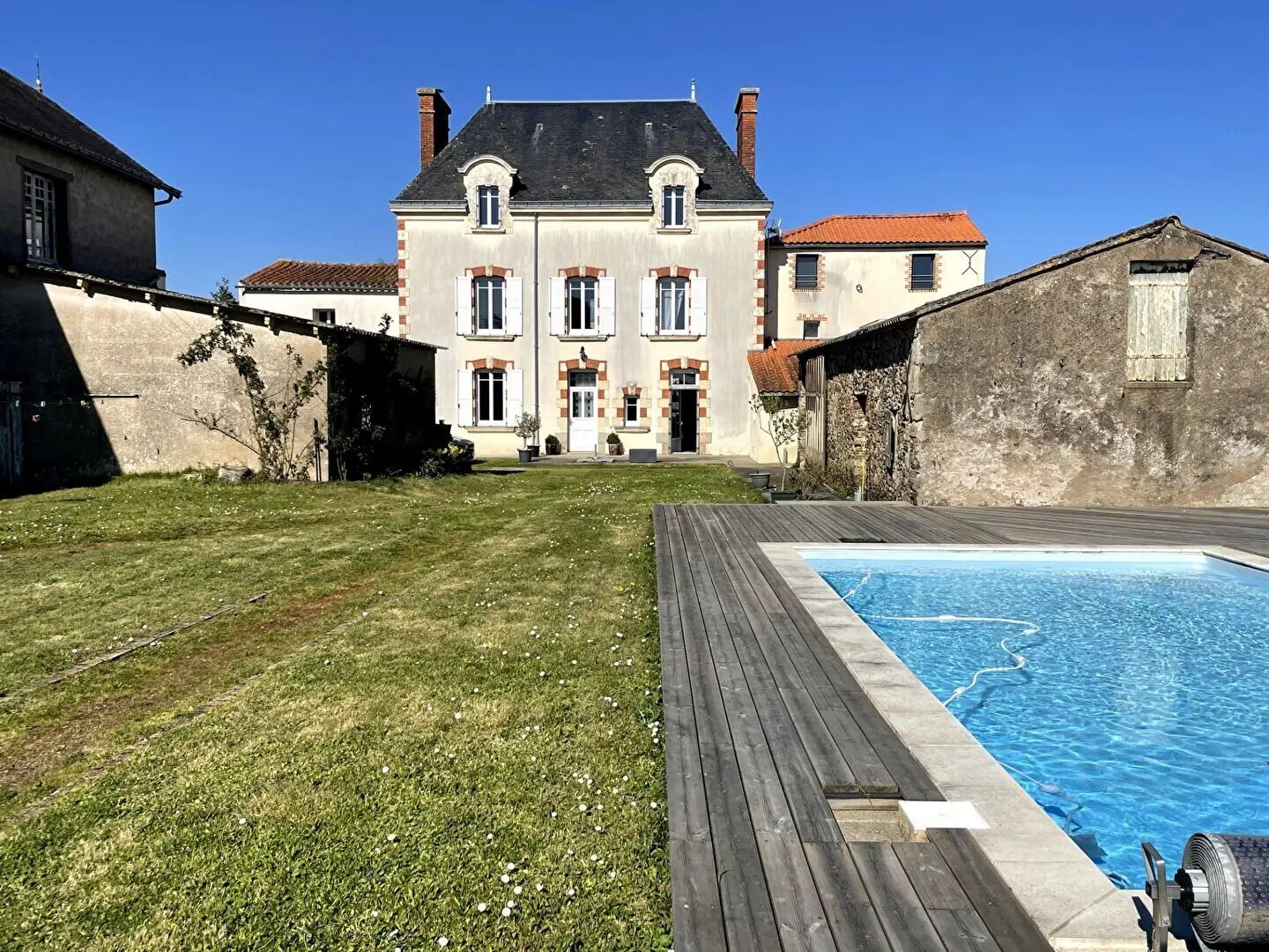 Maison à vendre, 285m², La Limouzinière
