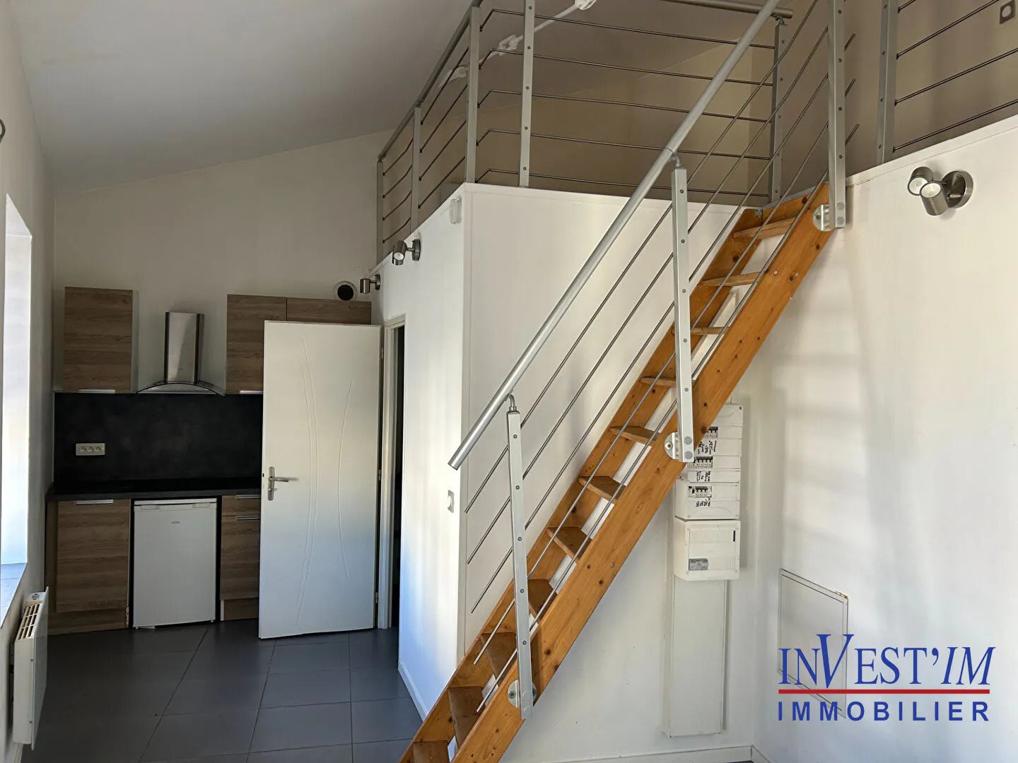 Appartement à louer, 18m², Saint-Genis-Laval