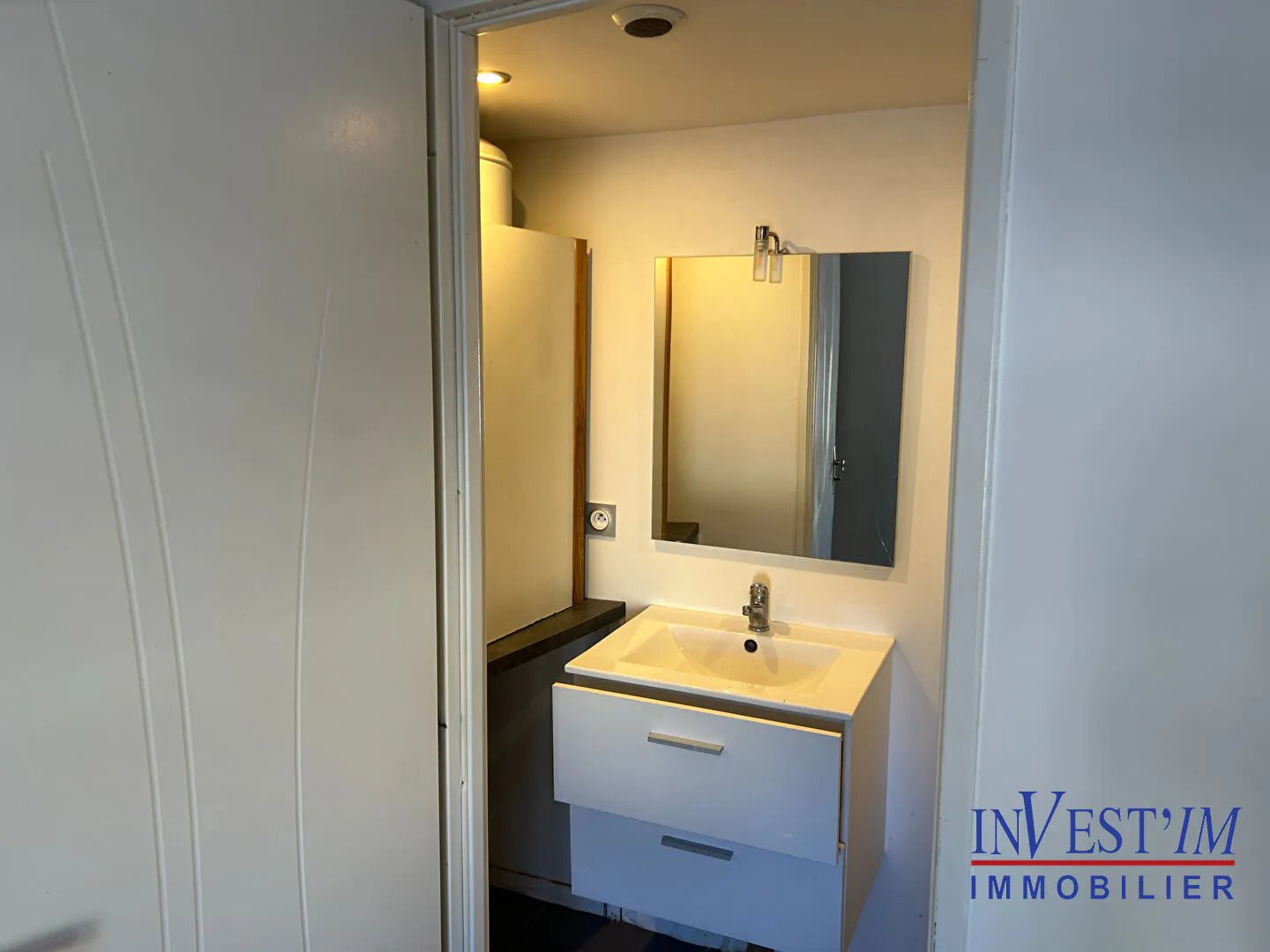 Appartement à louer, 18m², Saint-Genis-Laval