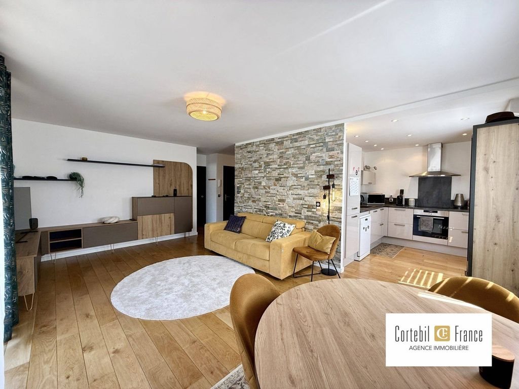 Appartement à vendre, 71m², Annecy