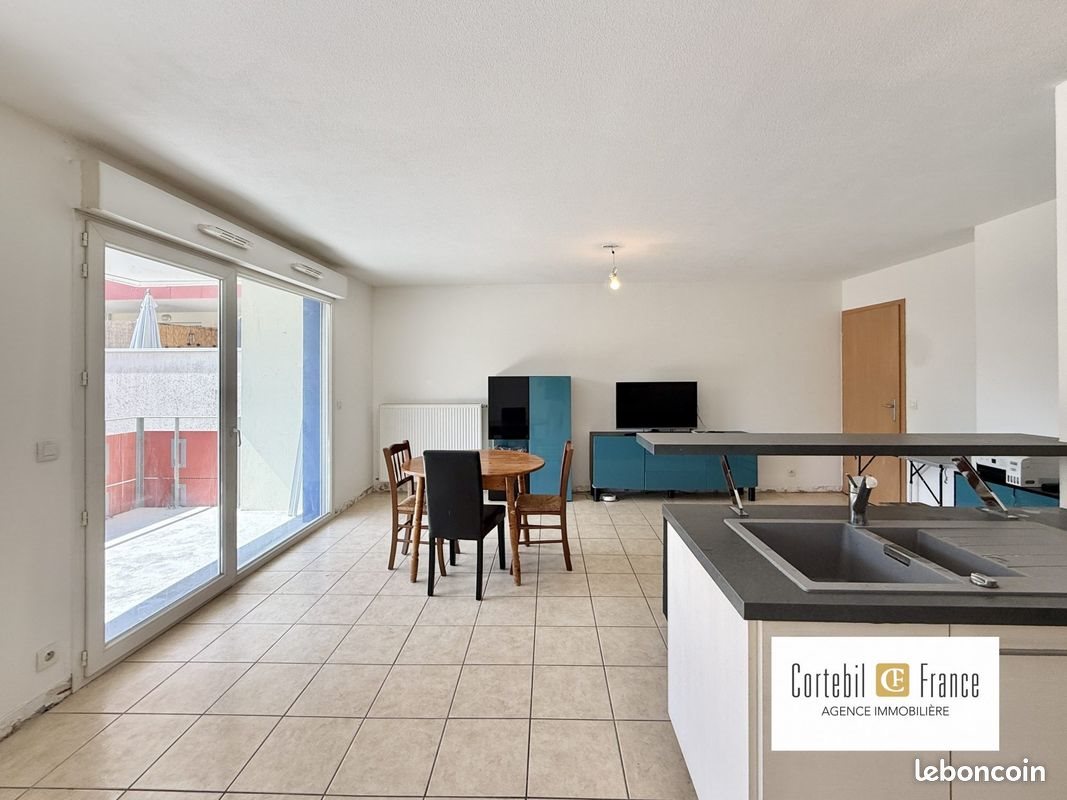 Appartement à vendre, 70m², Cruseilles