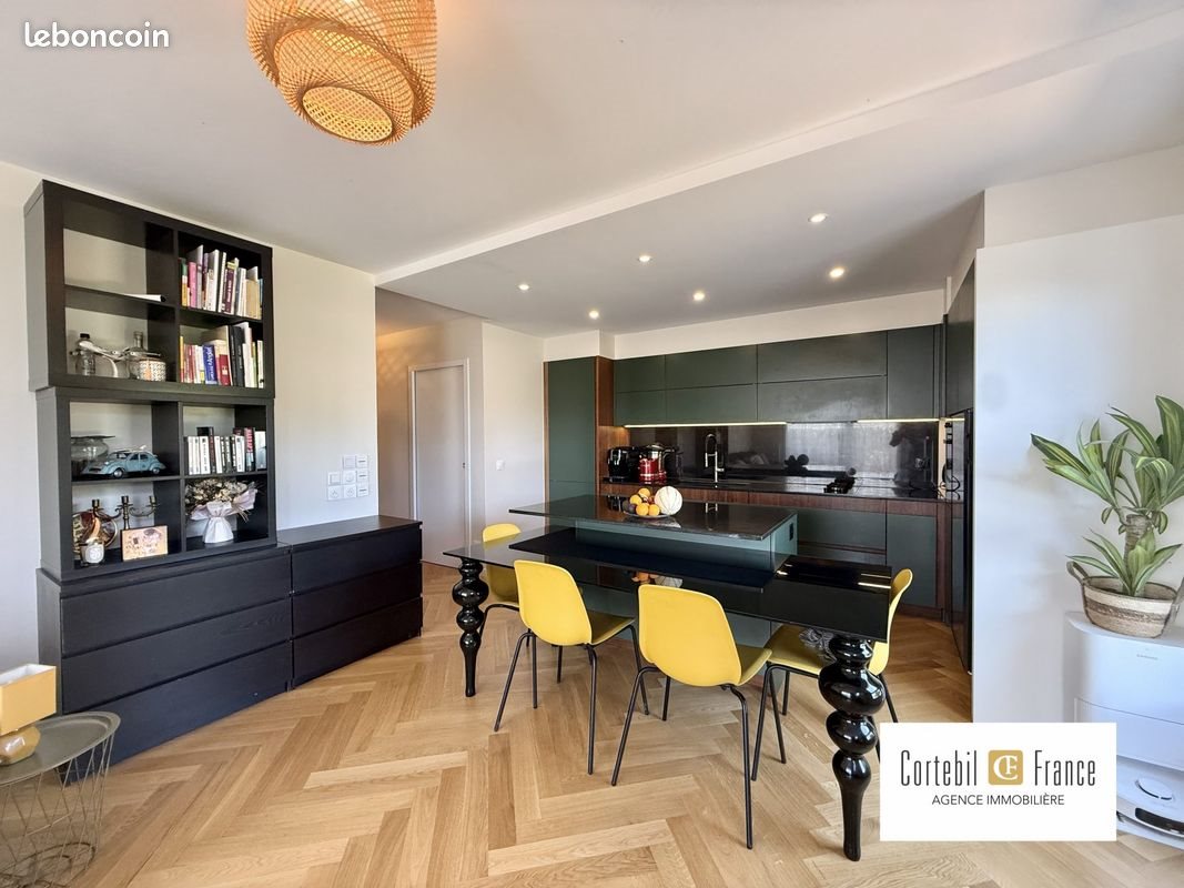 Appartement à vendre, 71m², Cruseilles