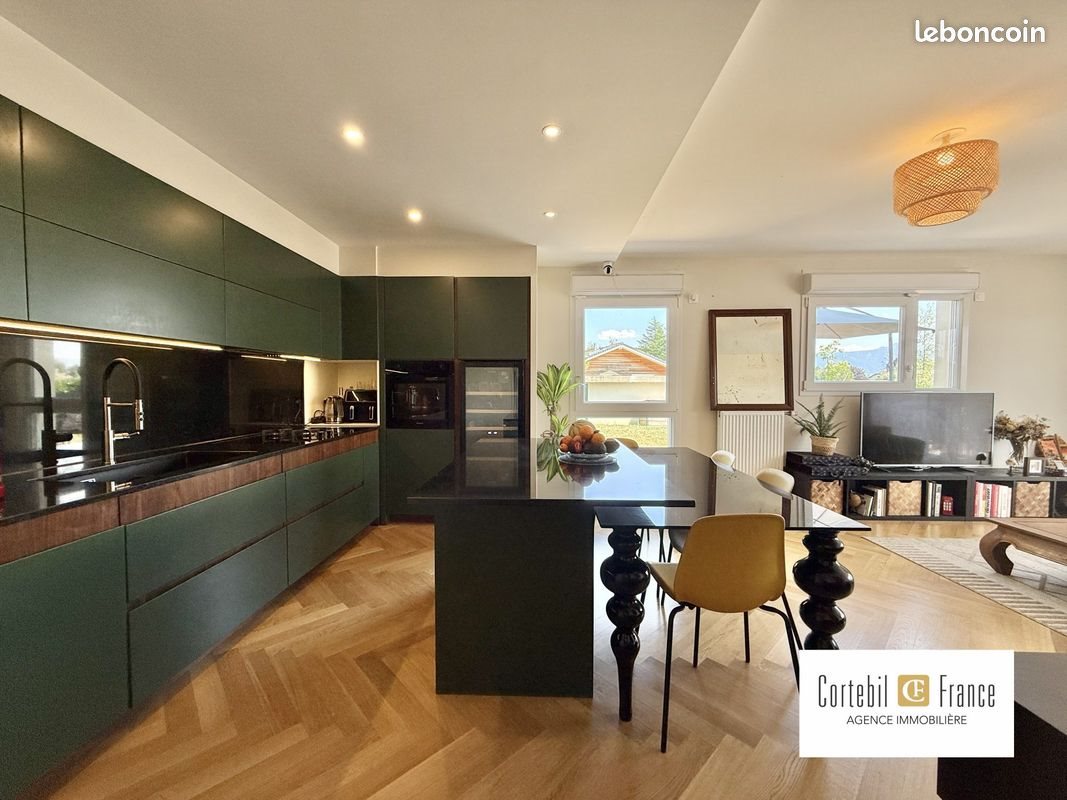 Appartement à vendre, 71m², Cruseilles