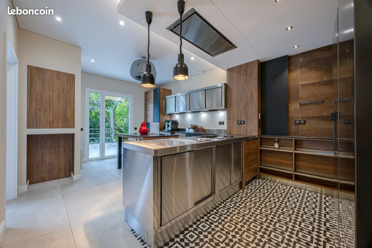 Maison à vendre, 420m², Tresserve