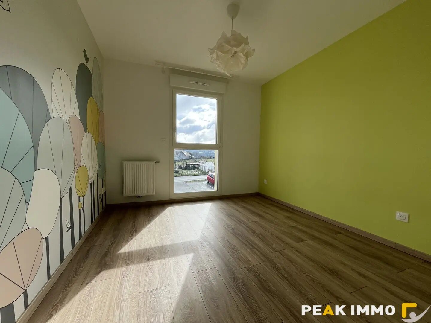 Appartement à louer, 92m², Sallenôves