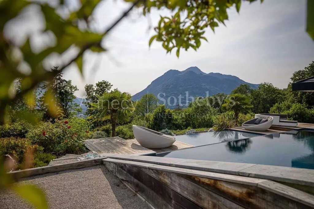 Maison à vendre, 380m², Thyez