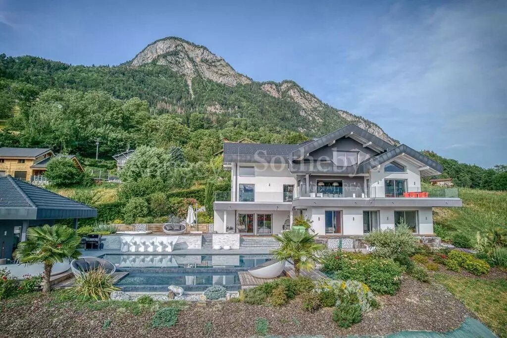 Maison à vendre, 380m², Thyez