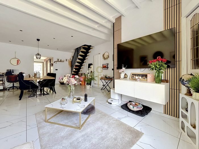Maison à vendre, 98m², Neuville-en-Ferrain
