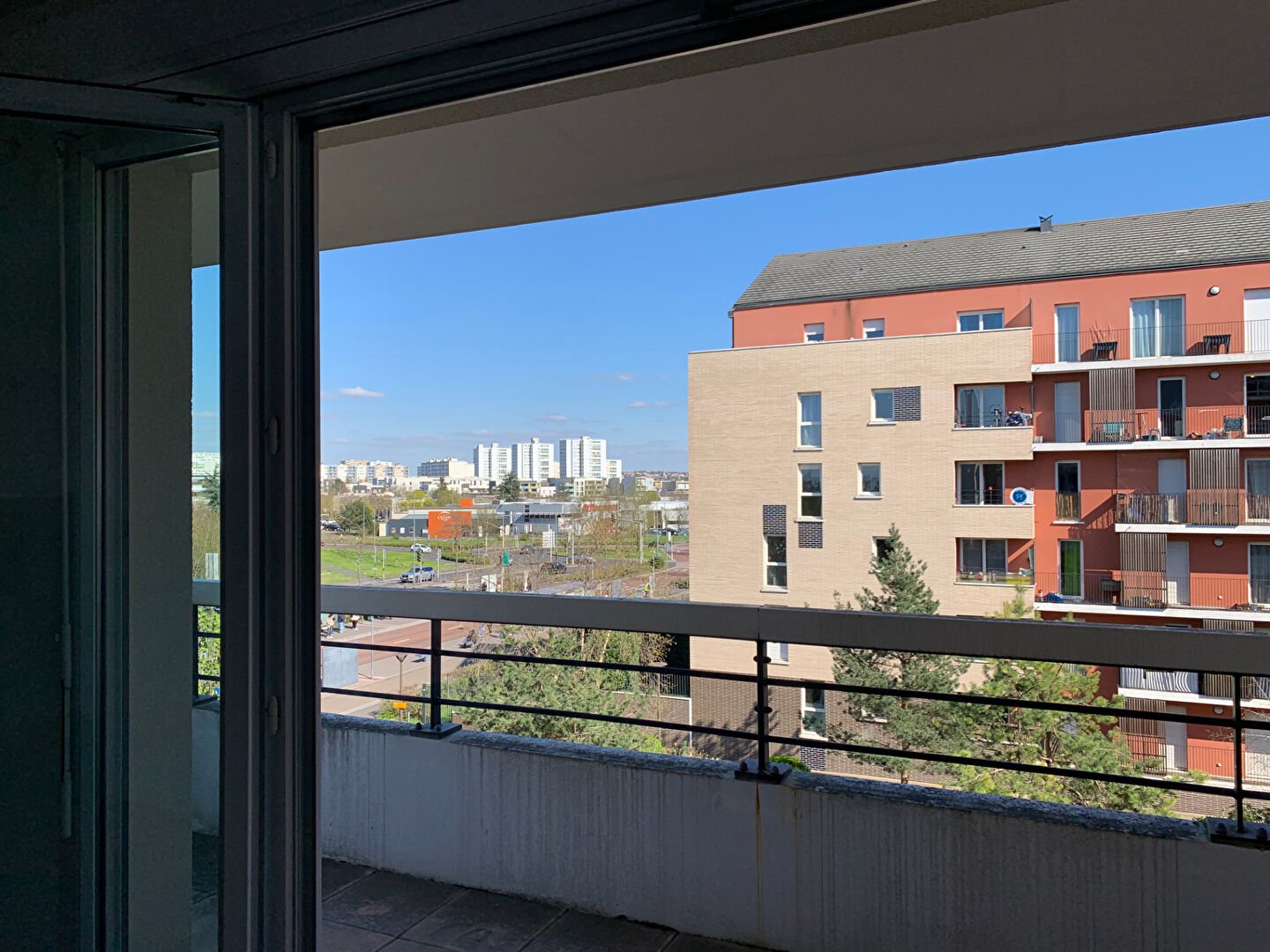 Maison à louer, 2m², Créteil