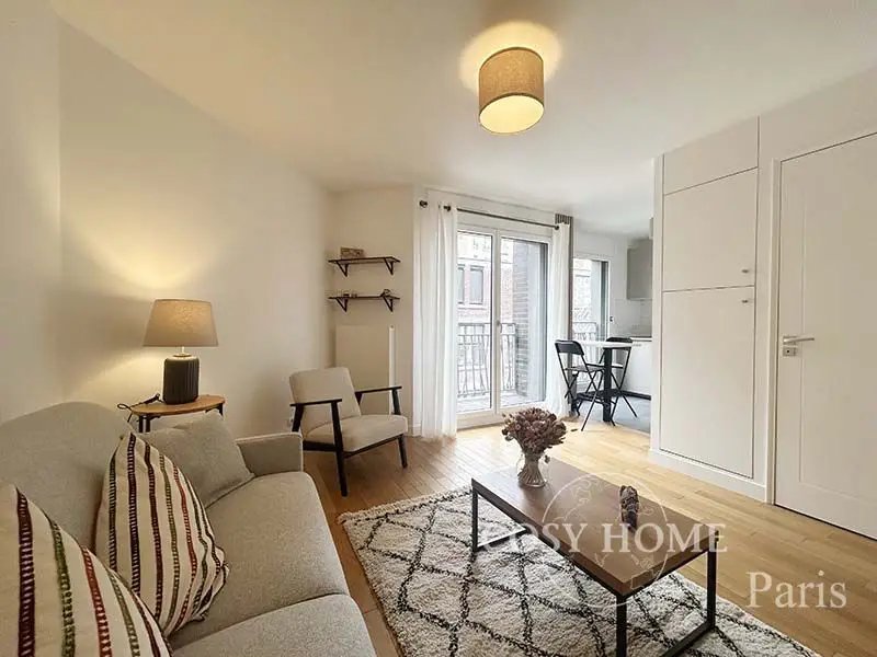 Appartement à louer, 25m², Paris 18ème