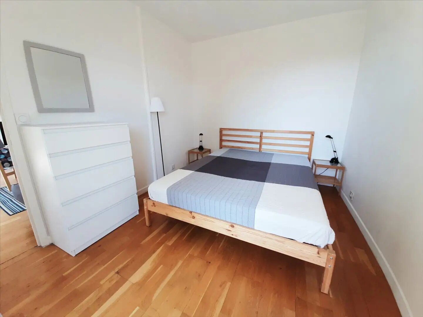 Appartement à louer, 46m², Courbevoie