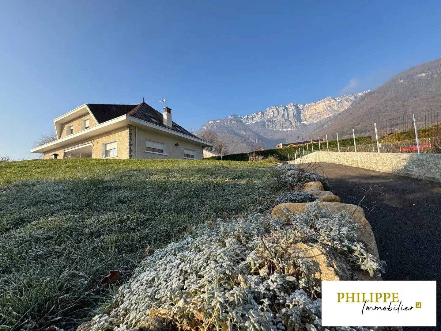 Maison à louer, 175m², Saint-Vincent-de-Mercuze