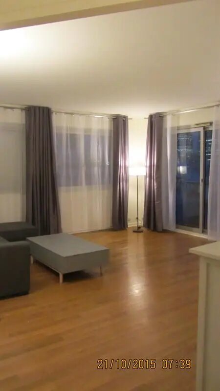 Appartement à louer, 80m², Puteaux
