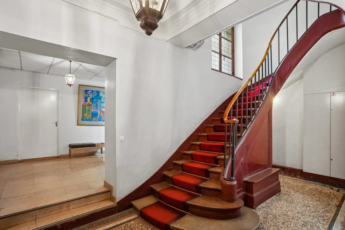Appartement à louer, 2m², Paris 8ème