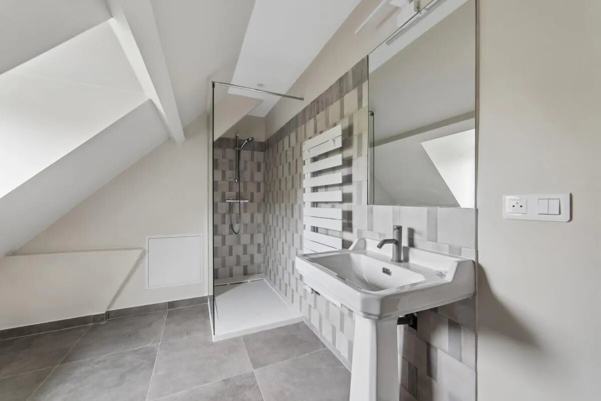 Maison à vendre, 263m², Saint-Maurice