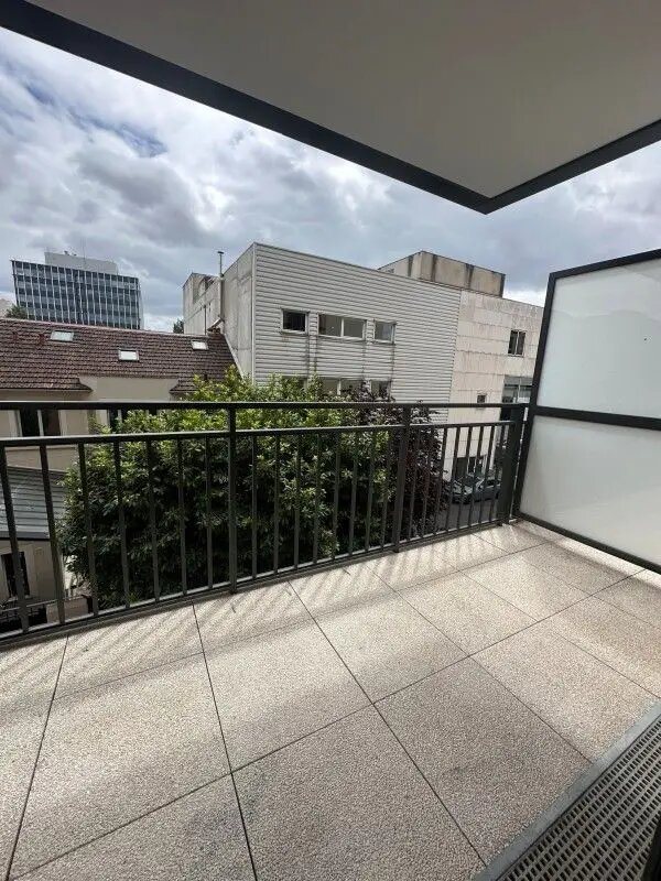 Appartement à louer, 43m², Courbevoie