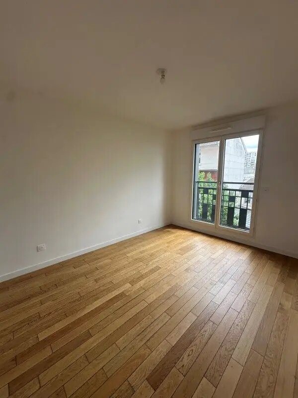 Appartement à louer, 43m², Courbevoie