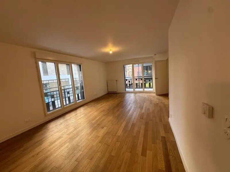 Appartement à louer, 59m², Courbevoie