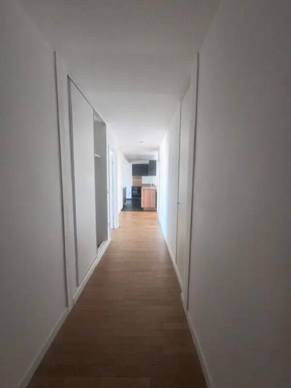 Appartement à louer, 106m², Suresnes