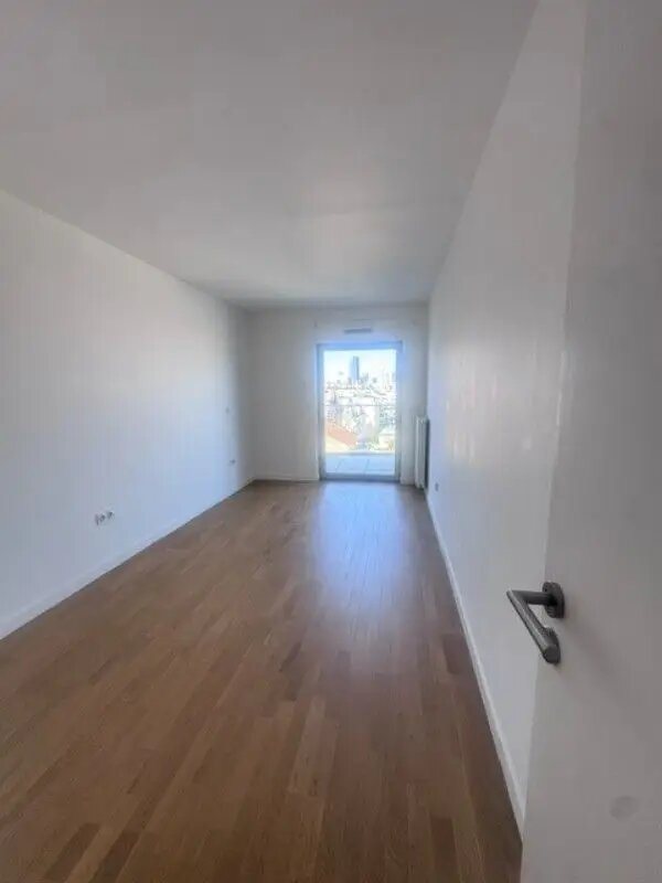 Appartement à louer, 106m², Suresnes
