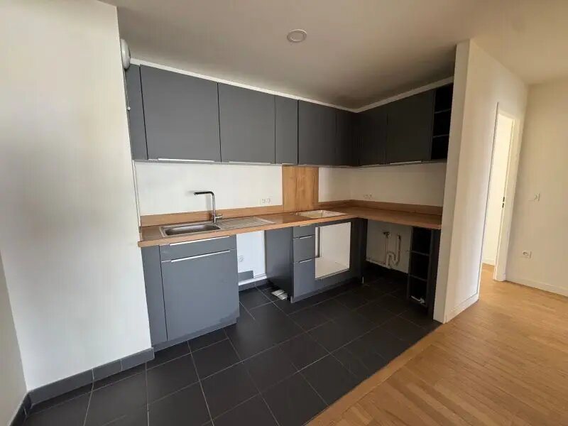 Appartement à louer, 103m², Suresnes