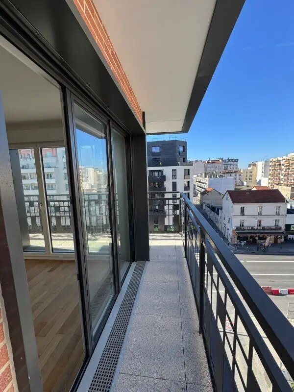 Appartement à louer, 81m², Courbevoie