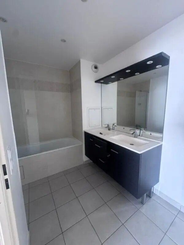 Appartement à louer, 79m², Drancy