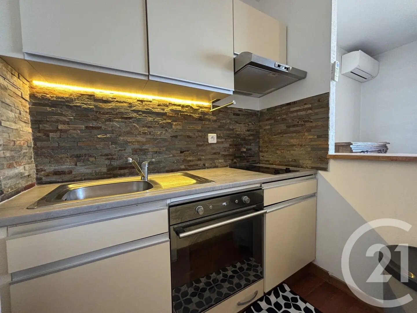 Appartement à louer, 24m², Ajaccio