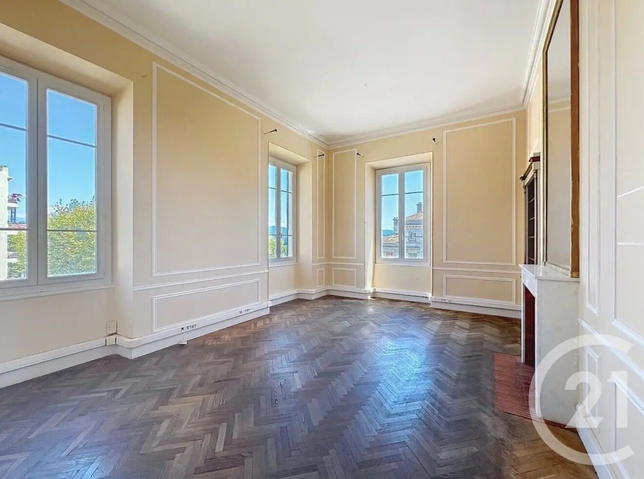 Appartement à louer, 370m², Ajaccio