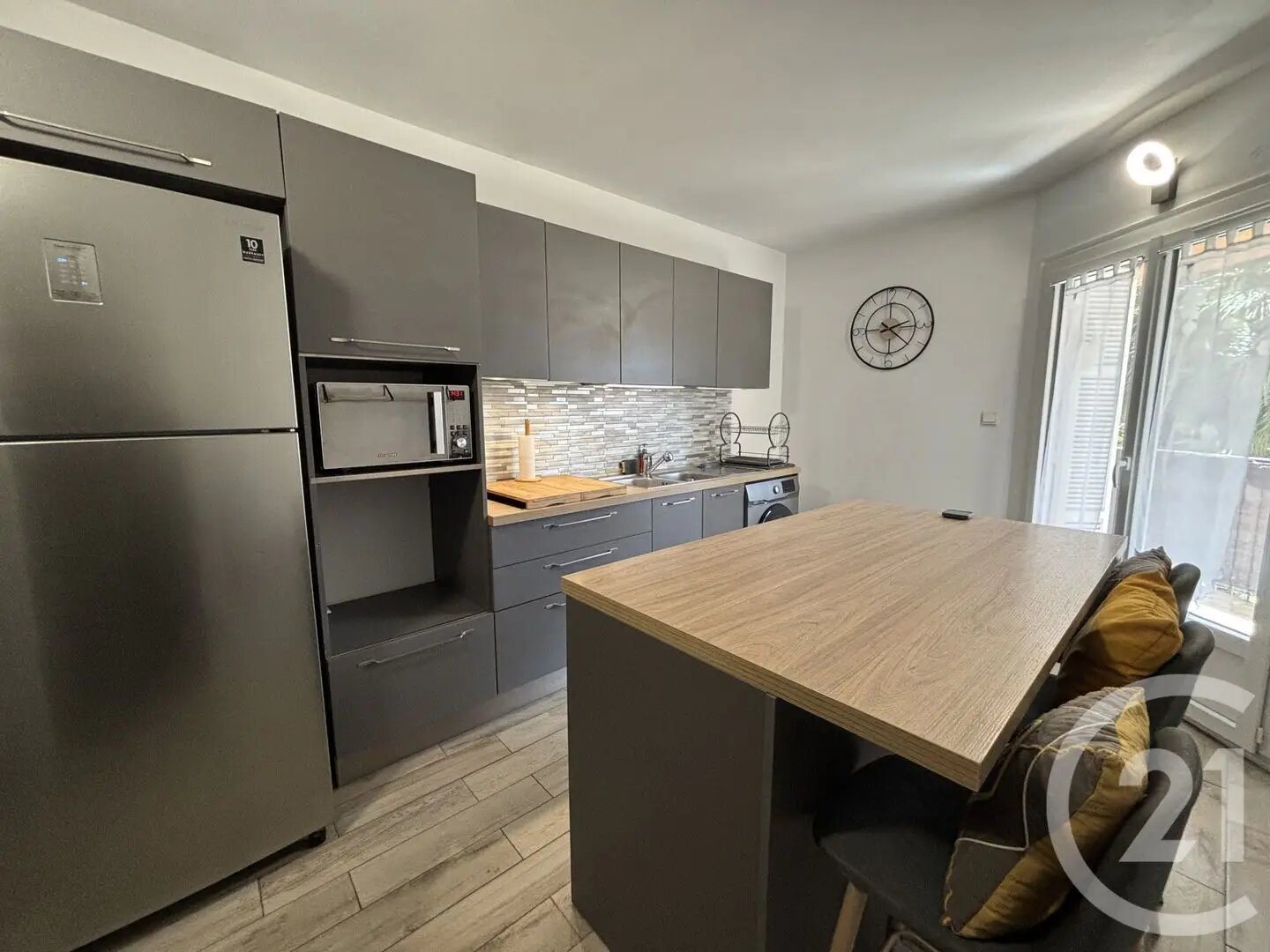 Appartement à louer, 77m², Ajaccio