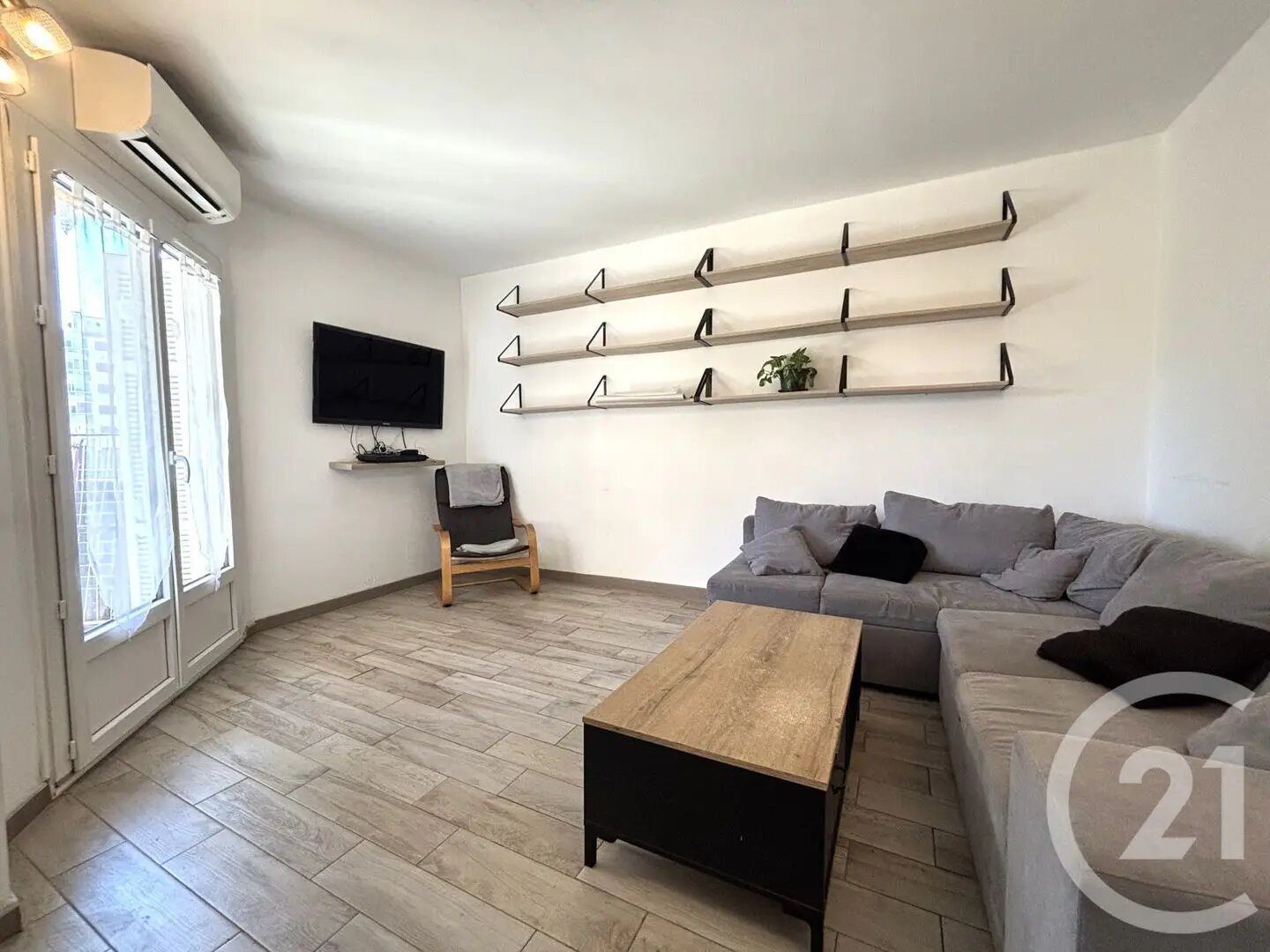 Appartement à louer, 77m², Ajaccio