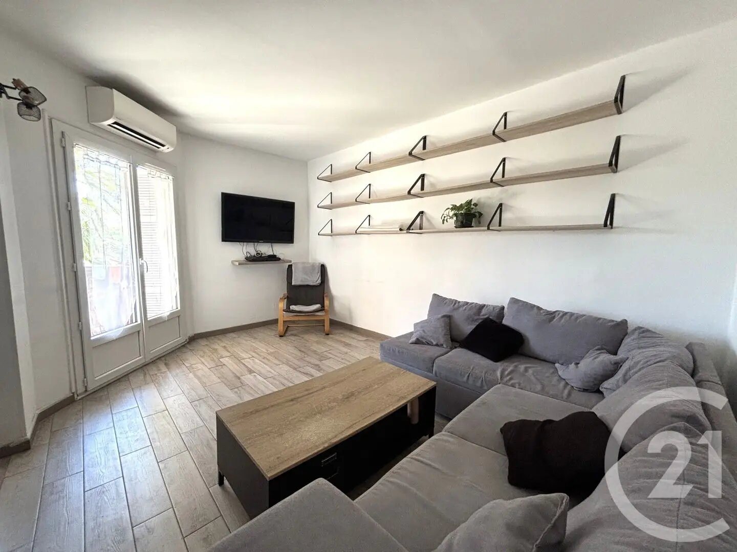 Appartement à louer, 77m², Ajaccio