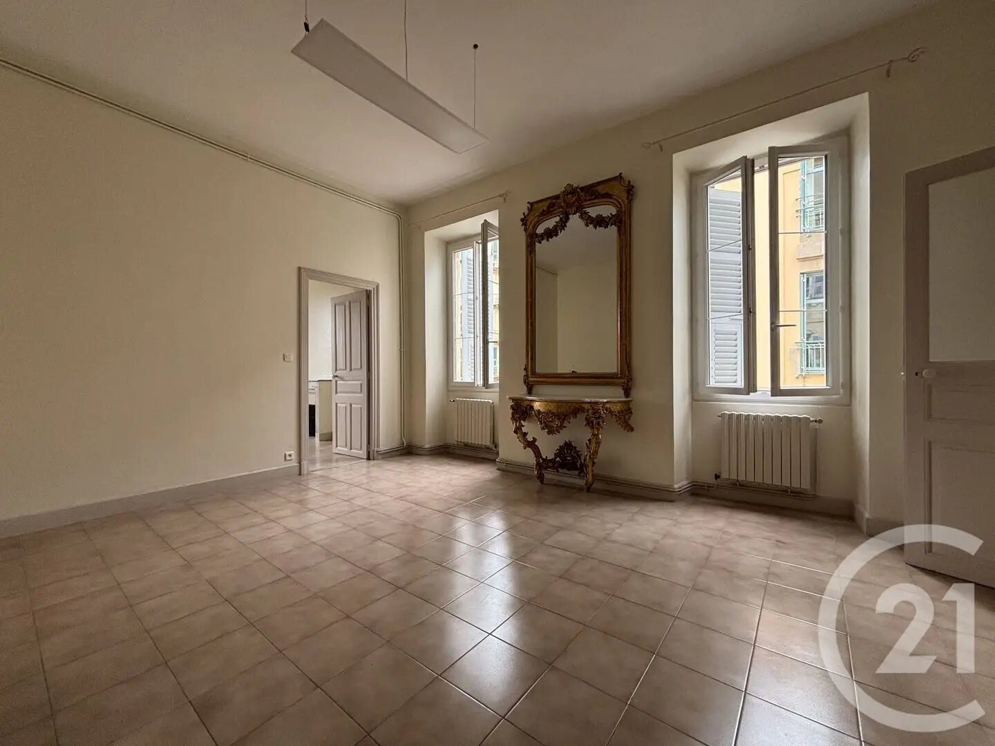 Appartement à louer, 169m², Ajaccio