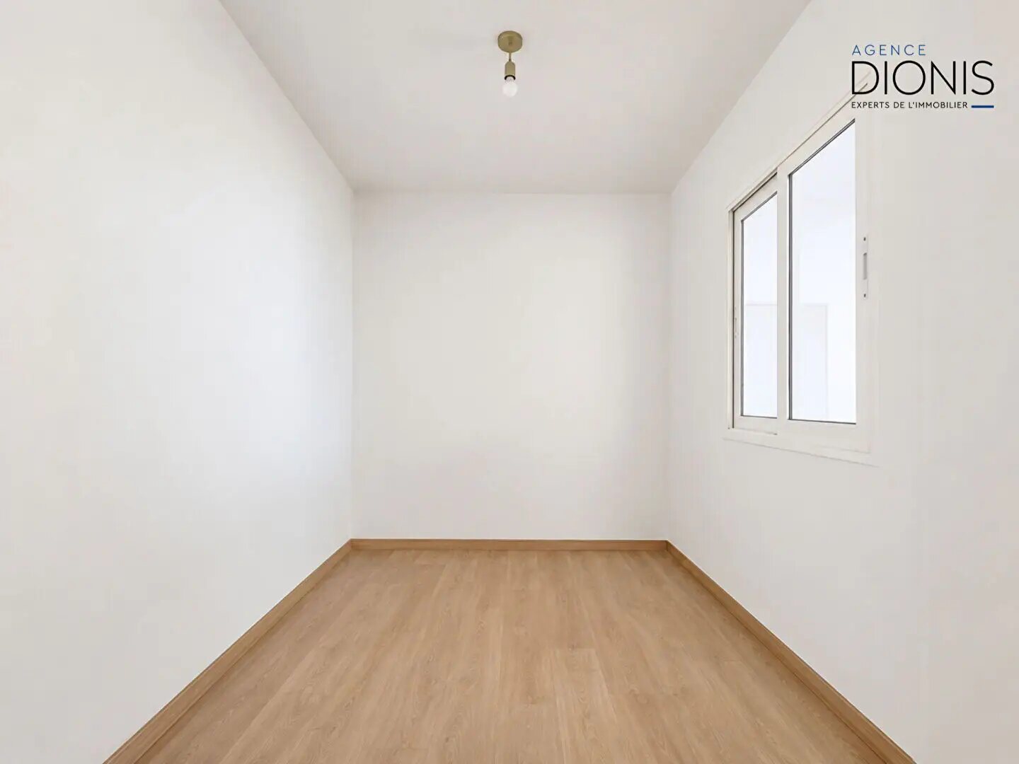 Appartement à louer, 67m², Courbevoie
