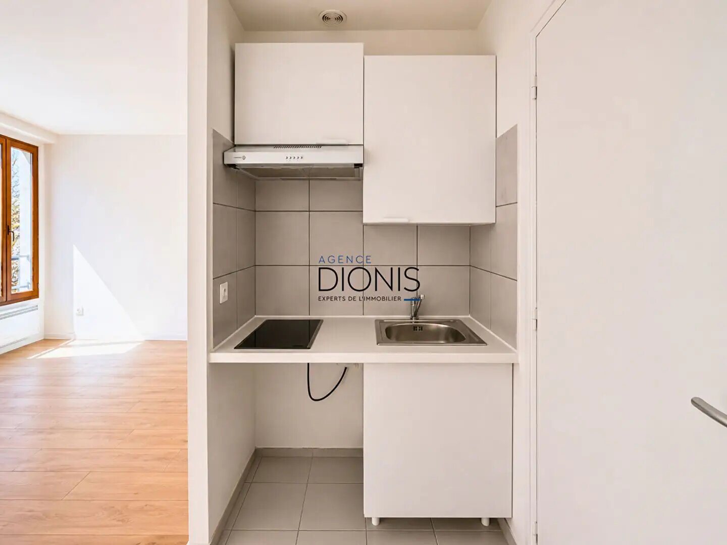 Appartement à louer, 17m², Paris 18ème