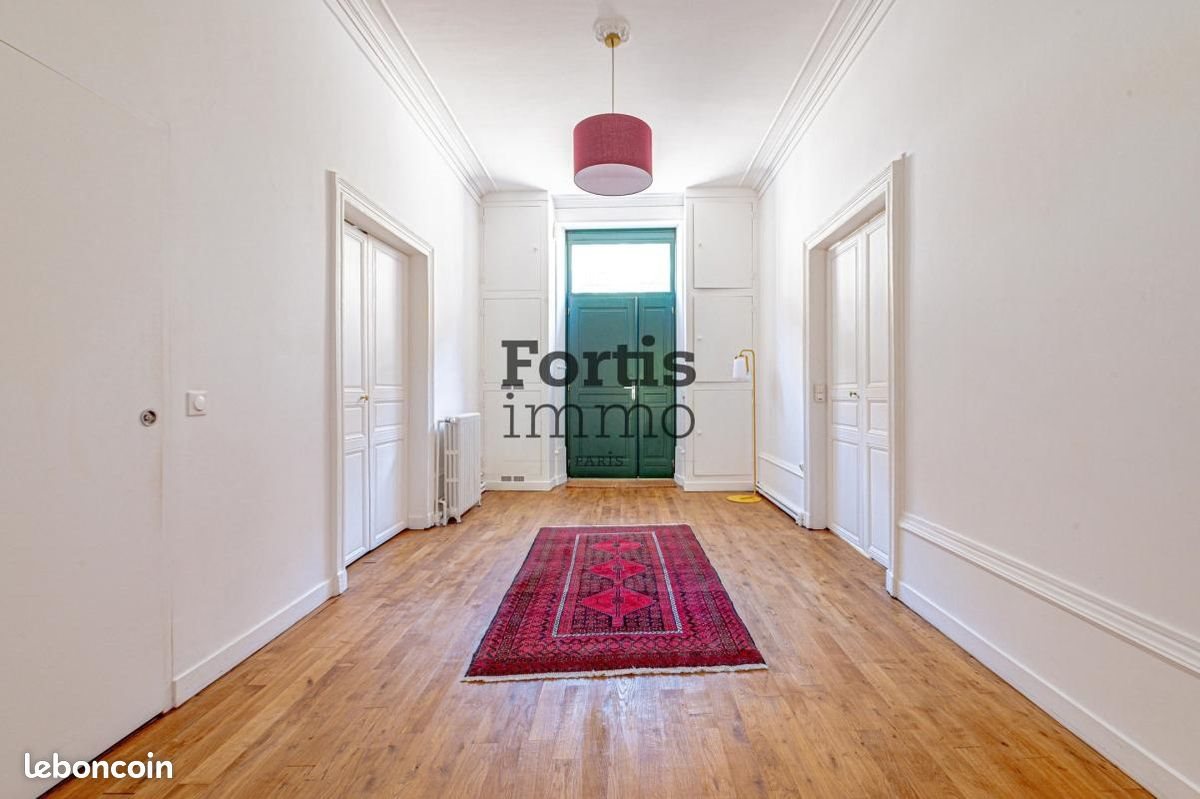 Maison à vendre, 375m², Villeneuve-sur-Yonne