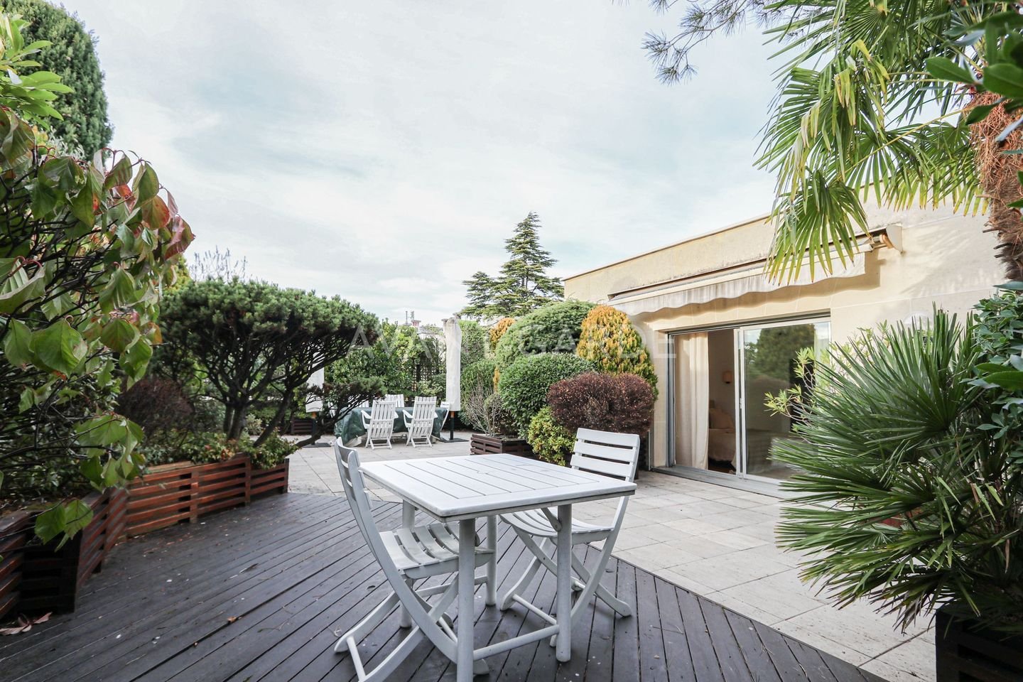Maison à louer, 247m², Neuilly-sur-Seine