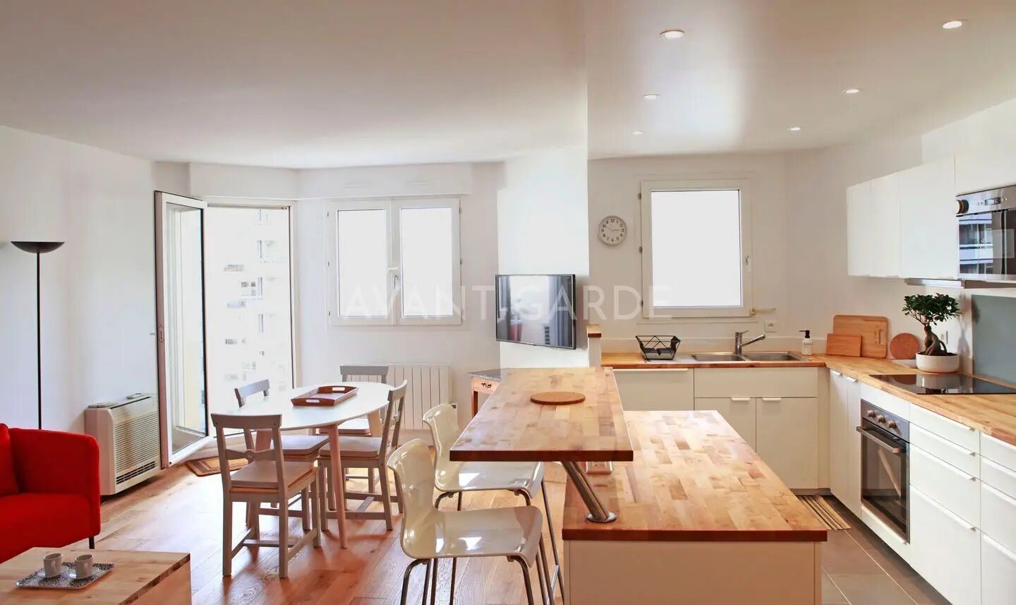 Appartement à louer, 78m², Courbevoie