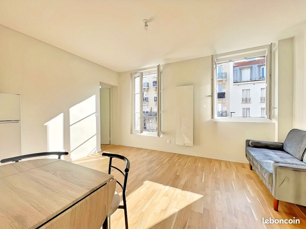 Appartement à louer, 31m², Courbevoie