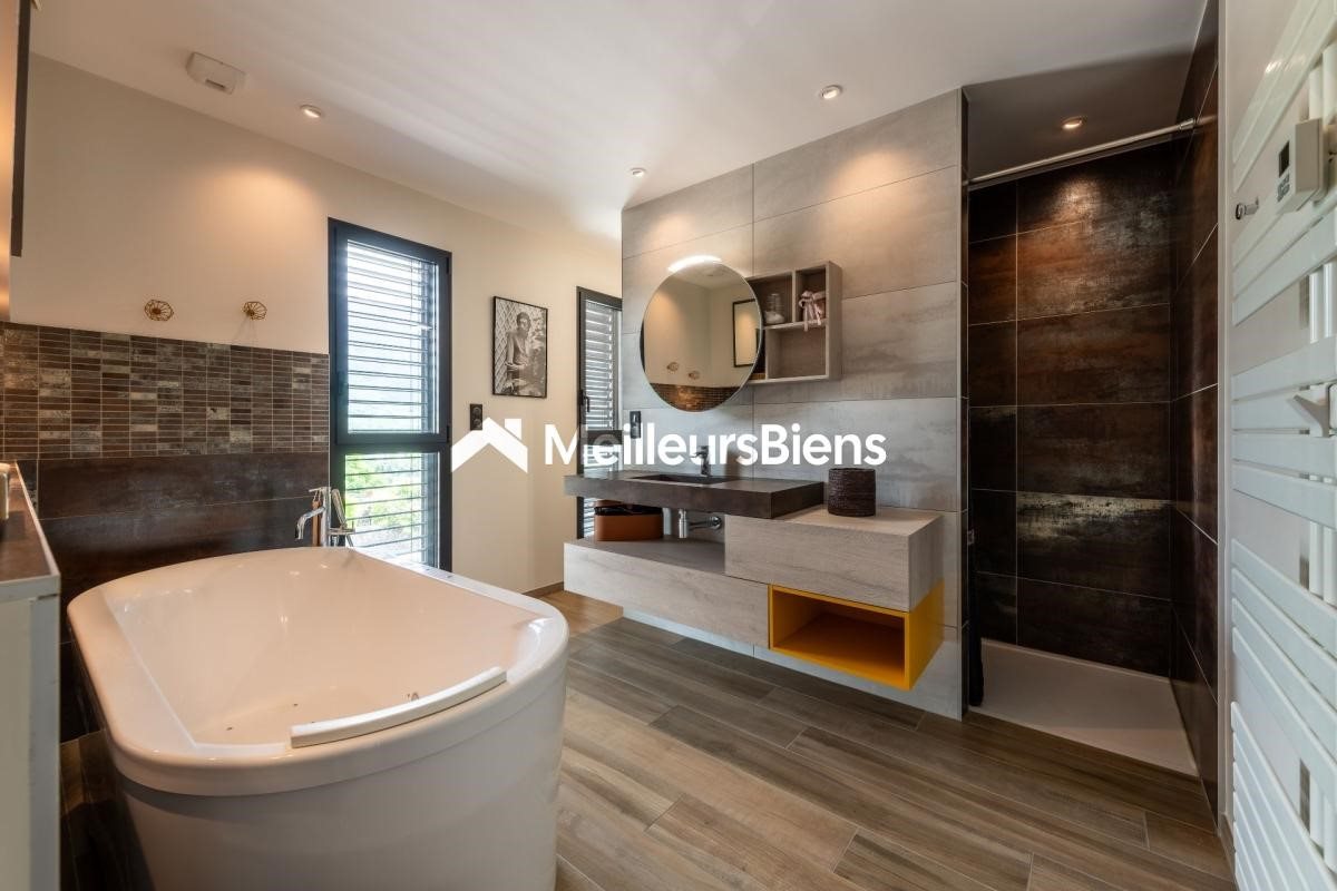 Maison à vendre, 300m², Tresserve