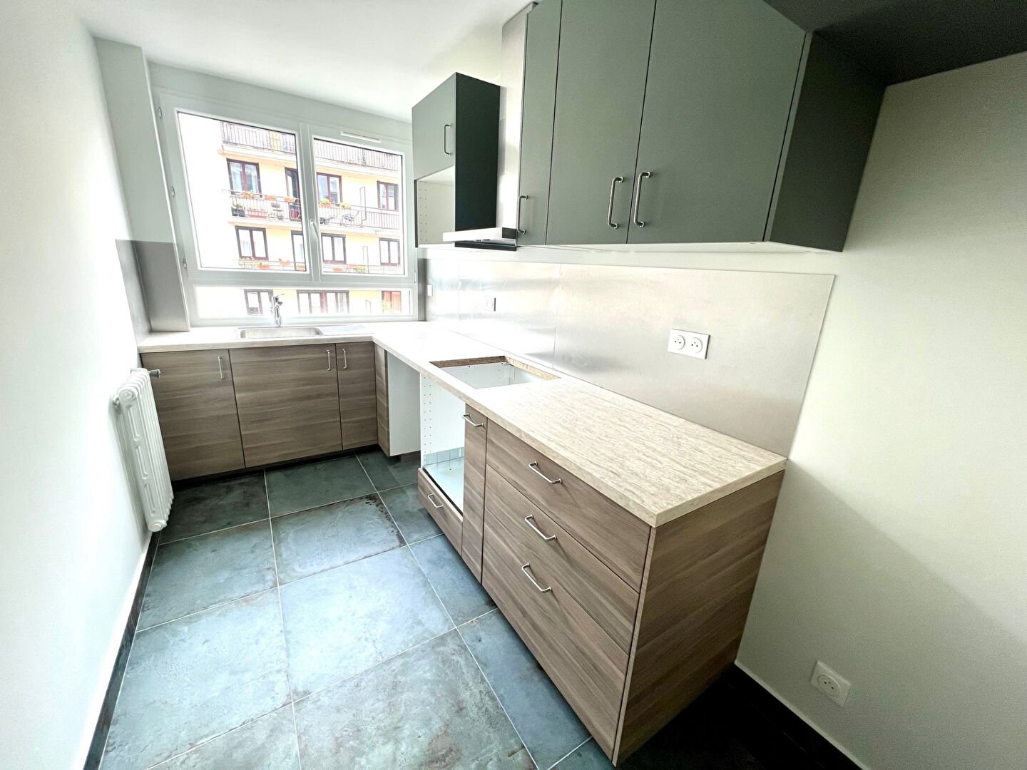 Appartement à louer, 88m², Courbevoie