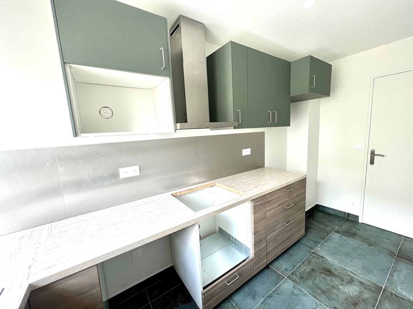 Appartement à louer, 88m², Courbevoie